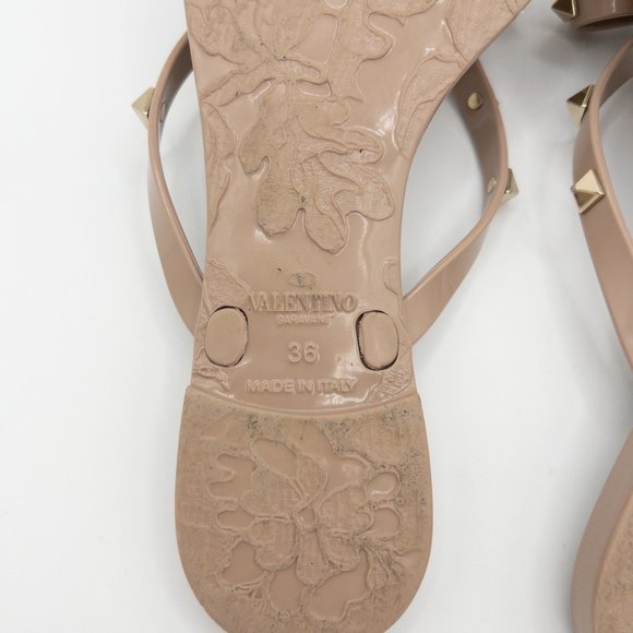 Valentino Garavani Rockstud PVC Flat Thong Sandals - Picture 9 of 9